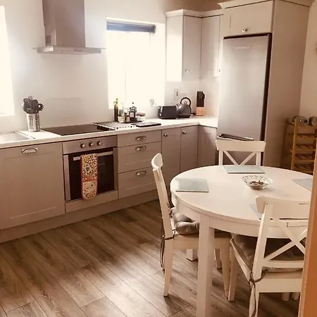 Lakeview Holiday Whitegate Ferienhaus *