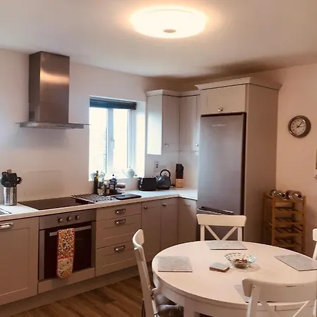 Lakeview Holiday Whitegate Ferienhaus Whitegate (Galway)