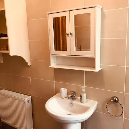 Lakeview Holiday Whitegate * Whitegate (Galway)