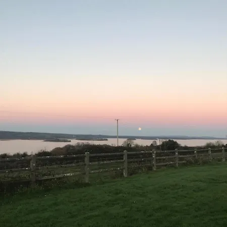 Lakeview Holiday Whitegate Ferienhaus